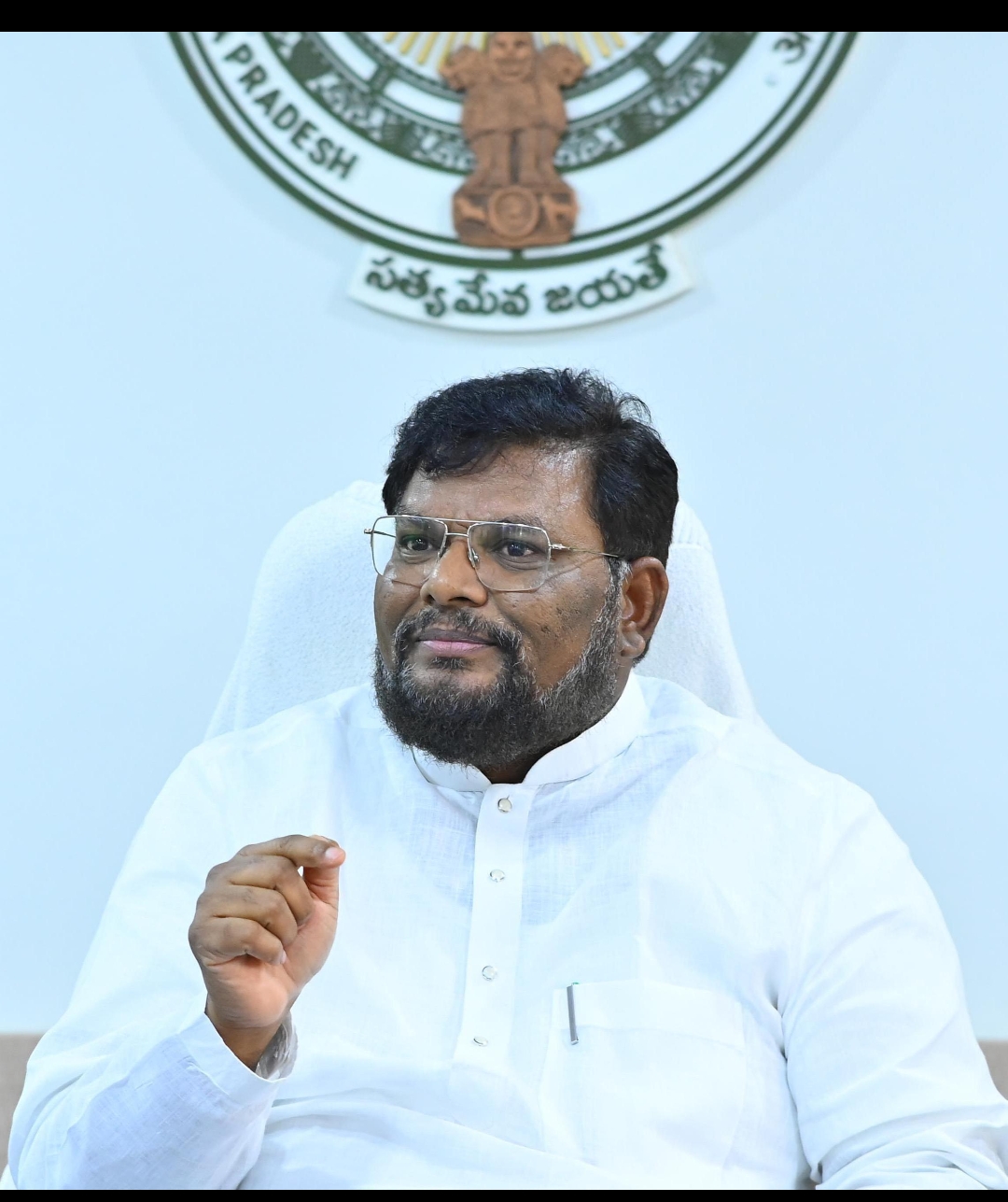 ₹90 Crore Relief for Imams, Muezzins: AP Waqf Board Welcomes Decision